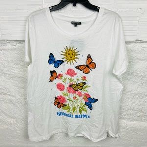 NWT celestial floral butterfly KINDNESS MATTERS cotton white short sleeve top 1X